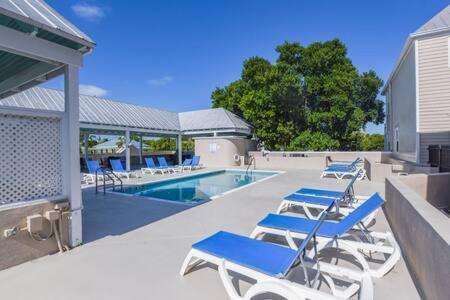 New Casa Caribe By Brightwild- Two-Story Condo Rooftop Pool Cayo Hueso Exterior foto